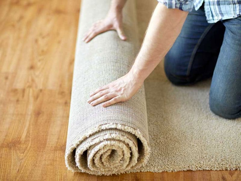 Come conservare i tappeti in estate
